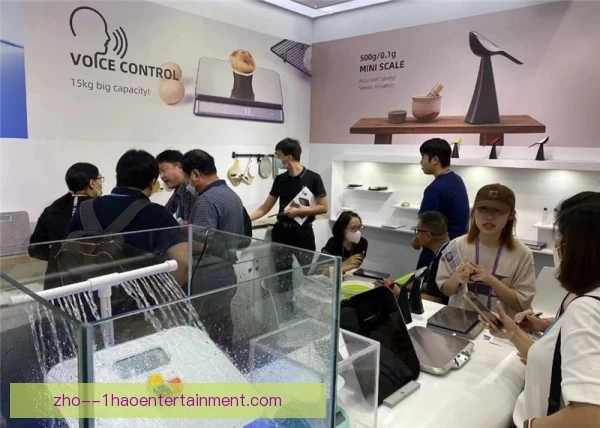 中前场组合周边产品开发,球迷消费热情升温 中前场组合周边产品开发,球迷消费热情升温